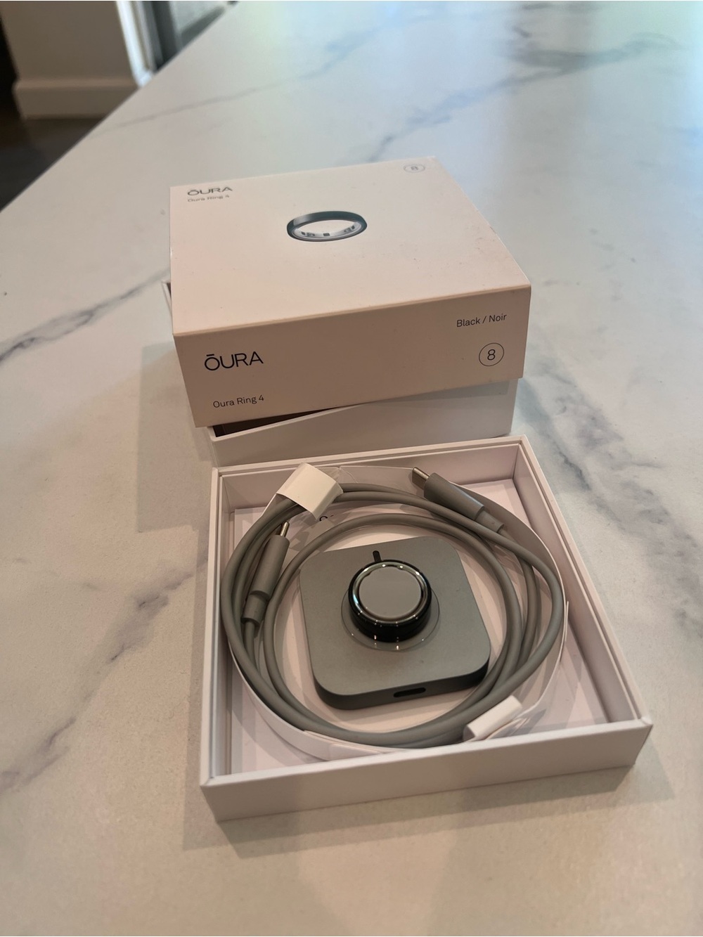 Oura Ring with USB‑C Cable Charger - Black Size 8